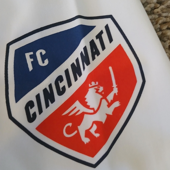 Adidas Aeroready Regular Fit FC Cincinnati Soccer T-Shirt Men's Size XL (NWT) - Picture 4 of 7